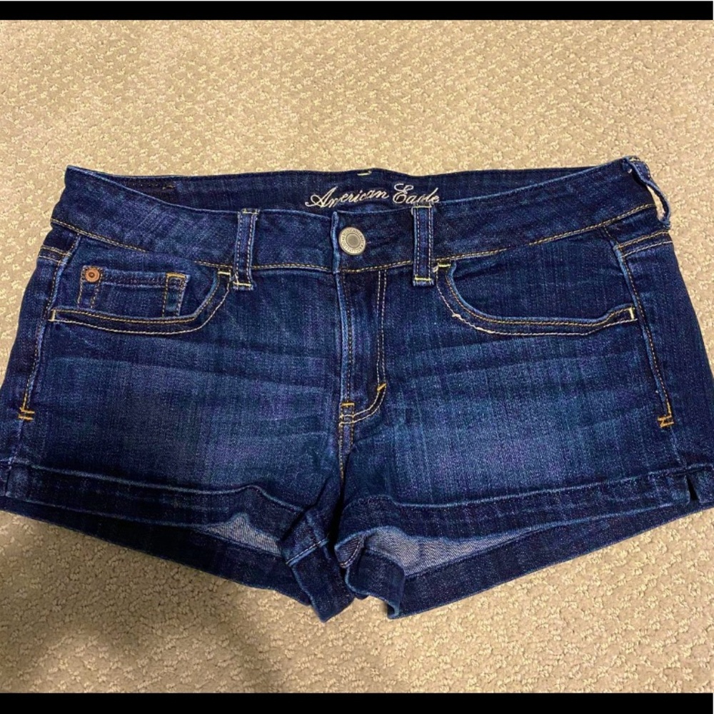 American Eagle blue Jean shorts.